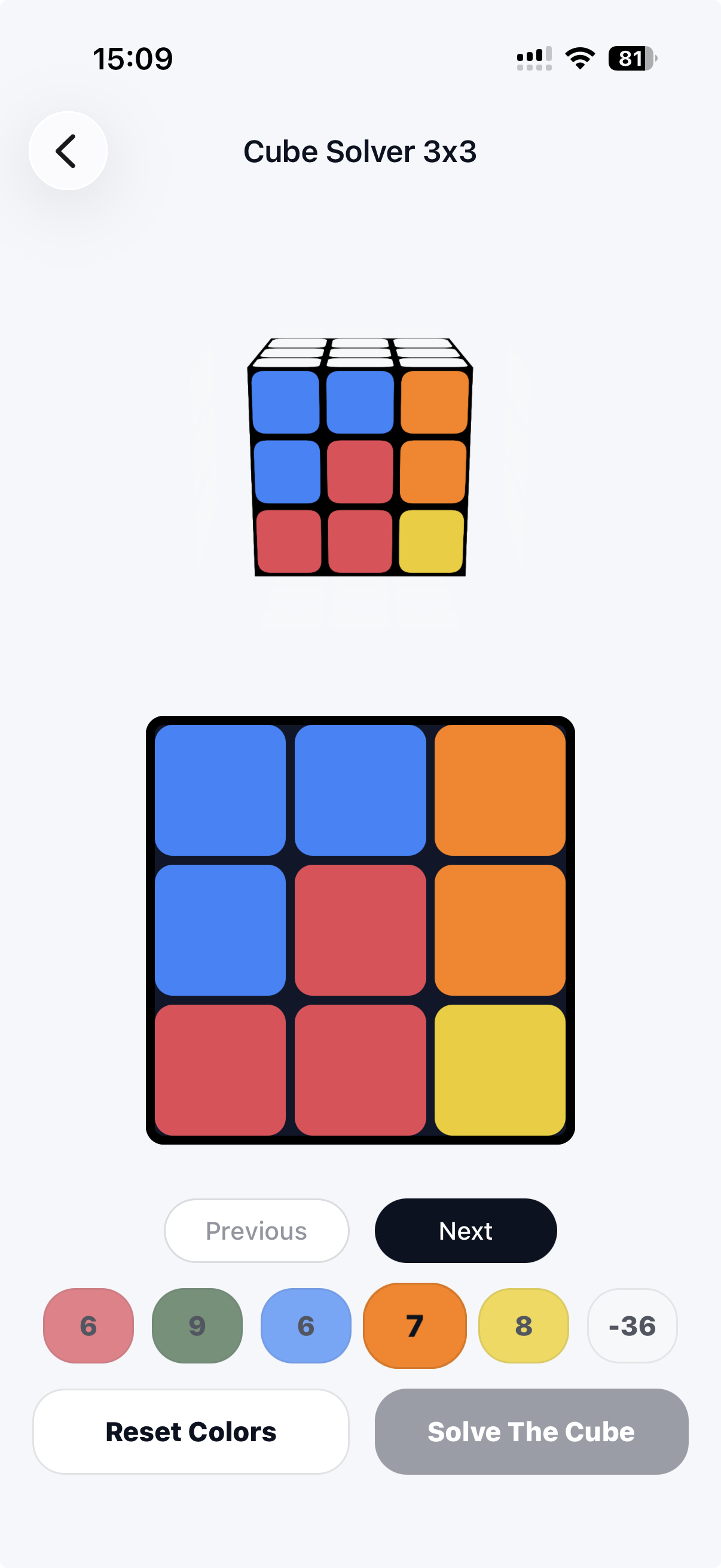 Cube Solver app screen with color input and solving controls